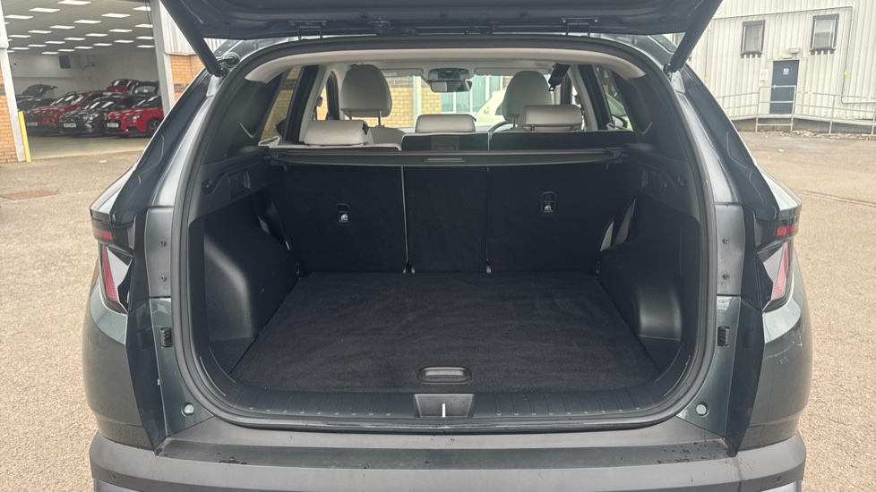 Hyundai TUCSON 1.6T Hybrid Ultimate 5dr Auto Hybrid Estate - Image 4