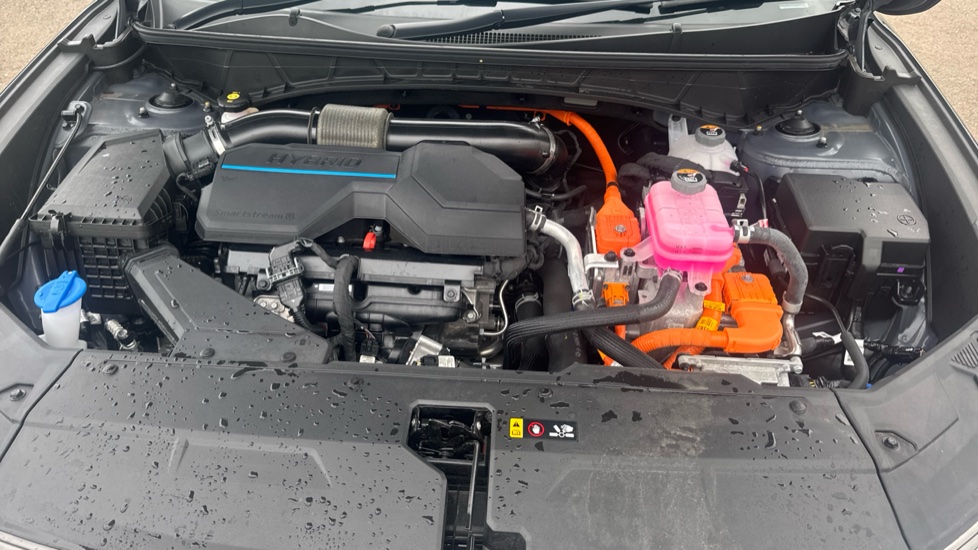 Hyundai TUCSON 1.6T Hybrid Ultimate 5dr Auto Hybrid Estate - Image 8
