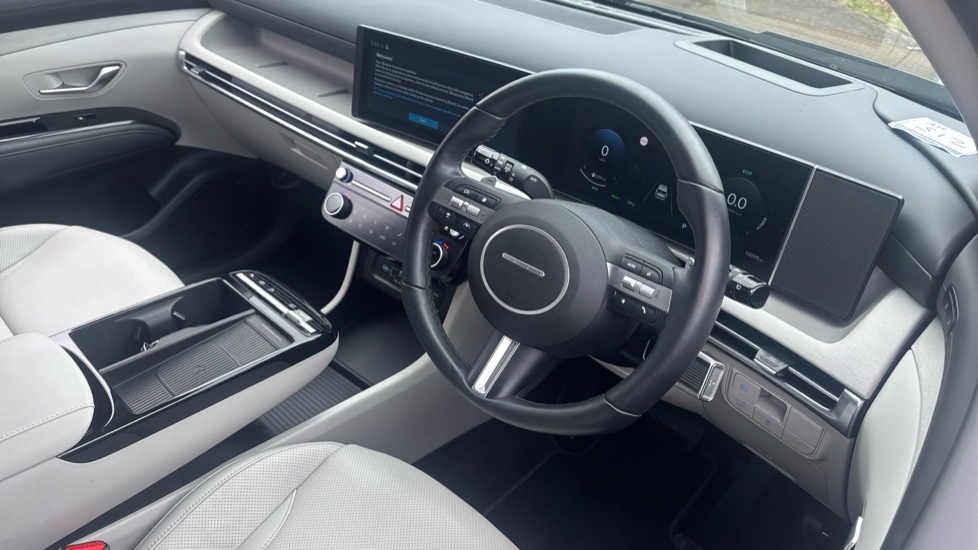 Hyundai TUCSON 1.6T Hybrid Ultimate 5dr Auto Hybrid Estate - Image 11
