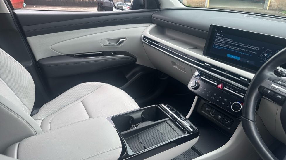 Hyundai TUCSON 1.6T Hybrid Ultimate 5dr Auto Hybrid Estate - Image 14