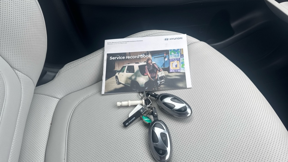 Hyundai TUCSON 1.6T Hybrid Ultimate 5dr Auto Hybrid Estate - Image 19