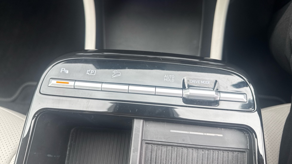 Hyundai TUCSON 1.6T Hybrid Ultimate 5dr Auto Hybrid Estate - Image 23