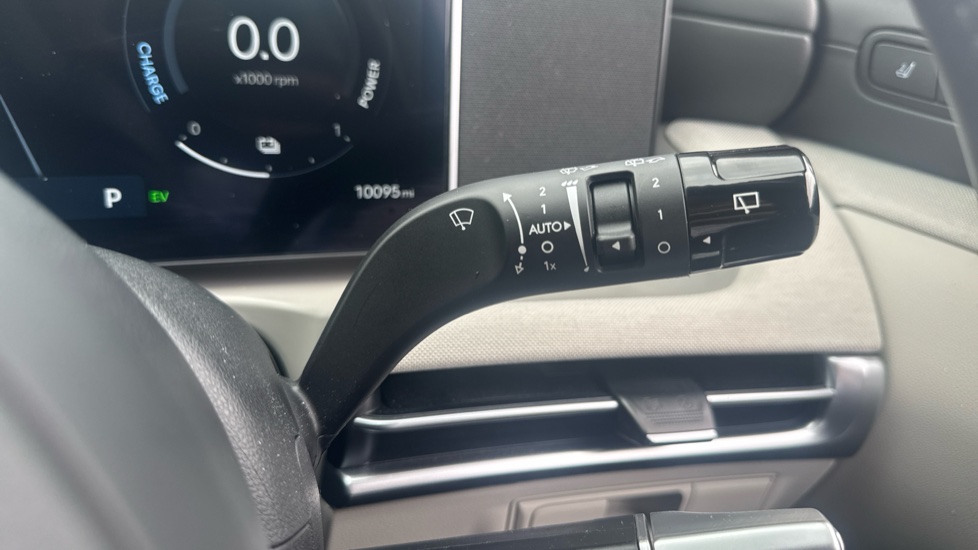 Hyundai TUCSON 1.6T Hybrid Ultimate 5dr Auto Hybrid Estate - Image 30