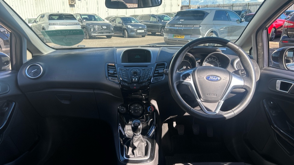 Ford Fiesta 1.0 EcoBoost Zetec 5dr Petrol Hatchback - Image 10