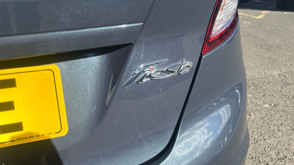 Ford Fiesta 1.0 EcoBoost Zetec 5dr Petrol Hatchback - Image 40