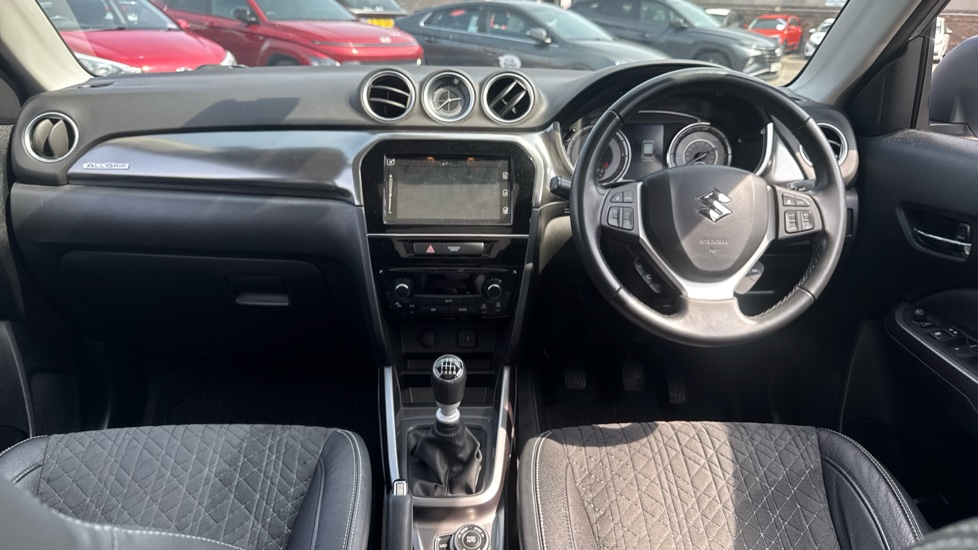 Suzuki Vitara 1.4 Boosterjet 48V Hybrid SZ5 ALLGRIP 5dr Petrol Estate - Image 10