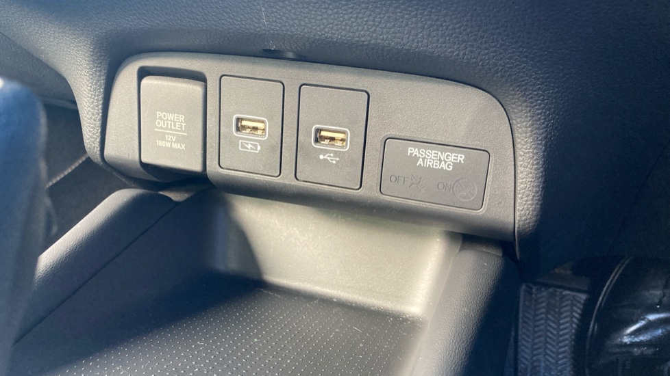 Honda Jazz 1.5 i-MMD Hybrid SR 5dr eCVT Hybrid Hatchback - Image 29