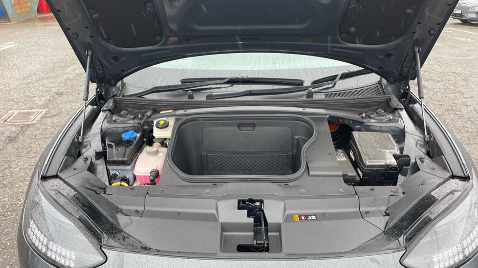Hyundai IONIQ 6 168kW Premium 77kWh 4dr Auto Electric Saloon - Image 8