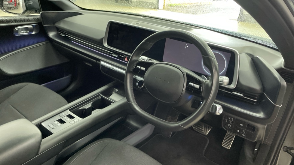 Hyundai IONIQ 6 168kW Premium 77kWh 4dr Auto Electric Saloon - Image 11