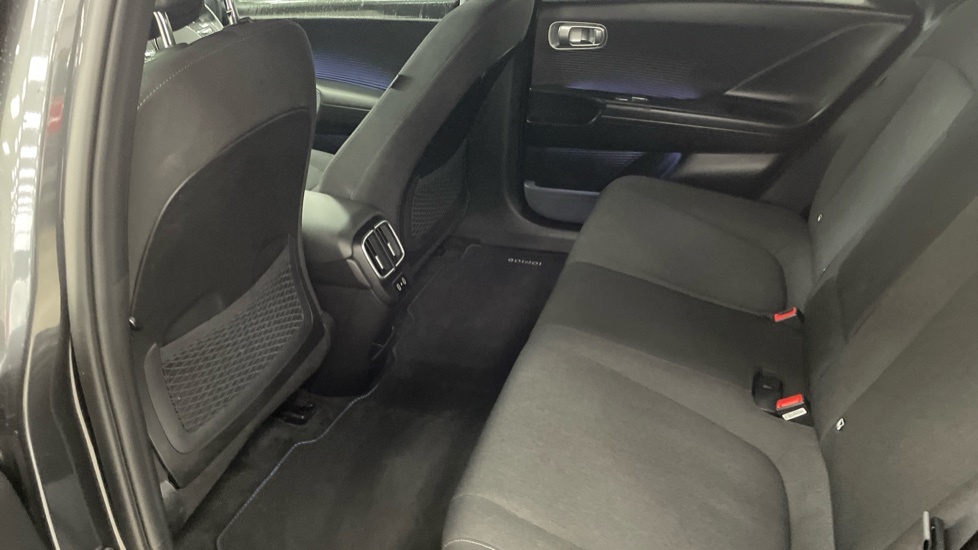 Hyundai IONIQ 6 168kW Premium 77kWh 4dr Auto Electric Saloon - Image 16