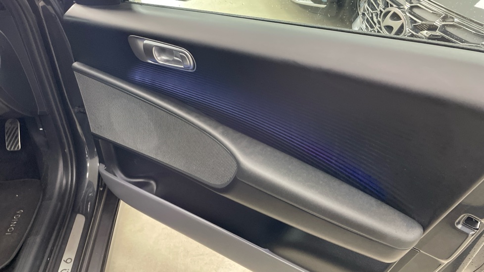 Hyundai IONIQ 6 168kW Premium 77kWh 4dr Auto Electric Saloon - Image 33