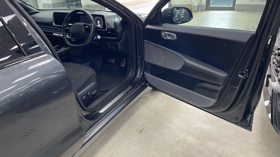 Hyundai IONIQ 6 168kW Premium 77kWh 4dr Auto Electric Saloon - Image 34