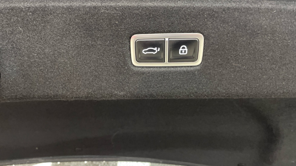 Hyundai IONIQ 6 168kW Premium 77kWh 4dr Auto Electric Saloon - Image 44