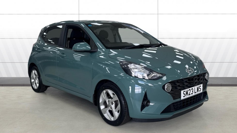 Hyundai i10 1.2 MPi SE Connect 5dr Petrol Hatchback - Image 1
