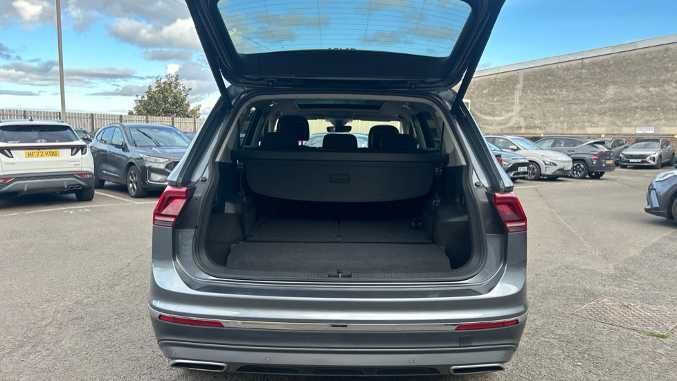 Volkswagen Tiguan Allspace 2.0 TDI 4Motion SEL 5dr DSG Diesel Estate - Image 4