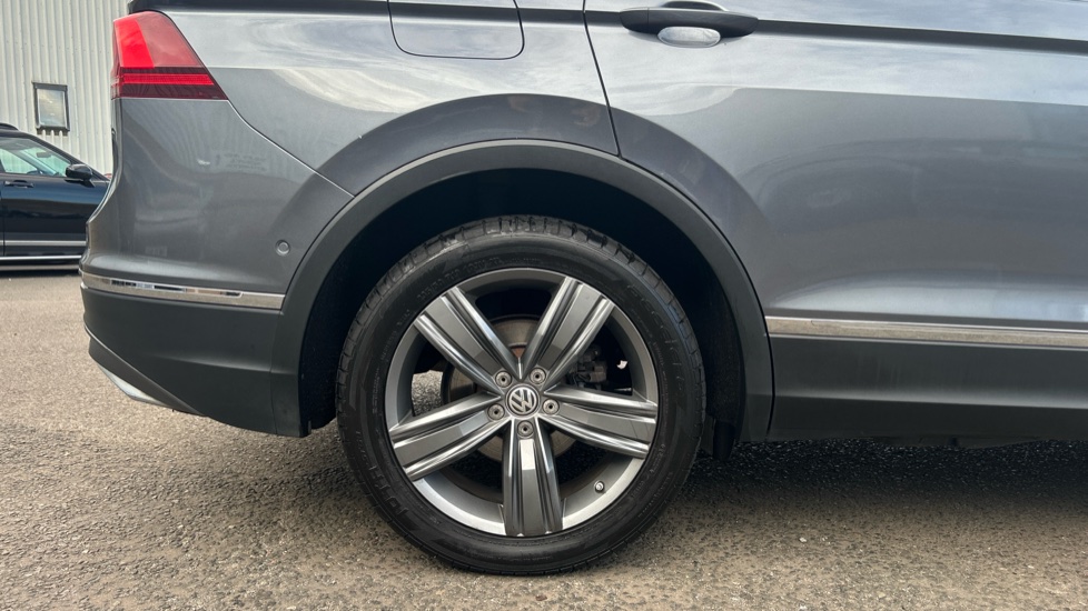 Volkswagen Tiguan Allspace 2.0 TDI 4Motion SEL 5dr DSG Diesel Estate - Image 7