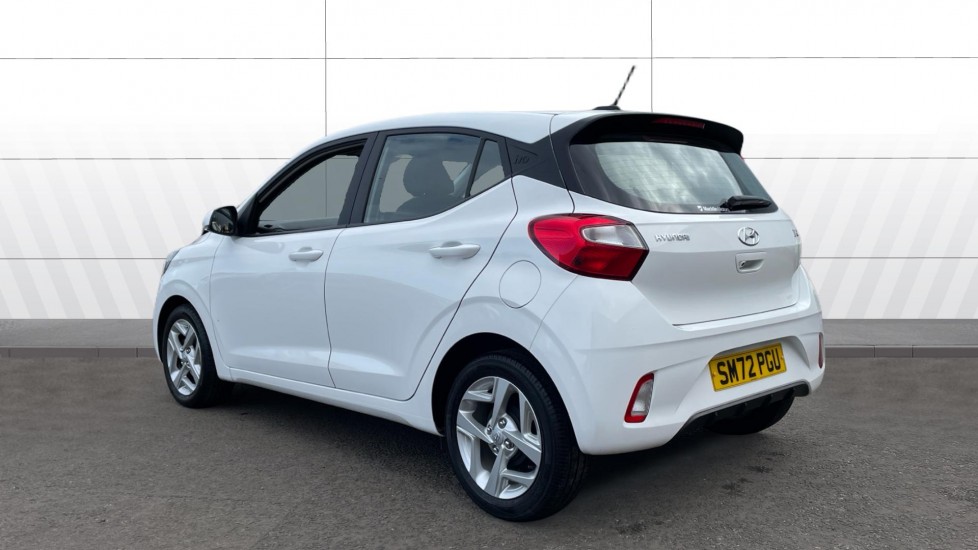 Hyundai i10 1.0 MPi SE Connect 5dr Petrol Hatchback - Image 2