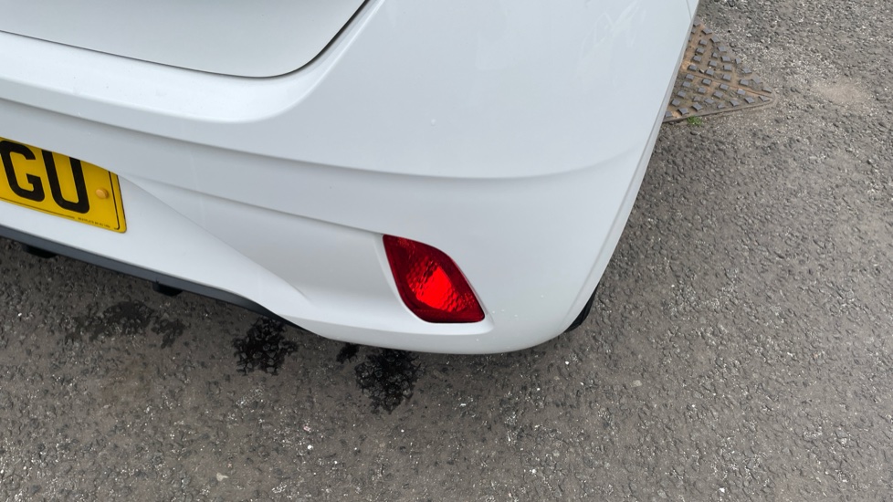Hyundai i10 1.0 MPi SE Connect 5dr Petrol Hatchback - Image 44