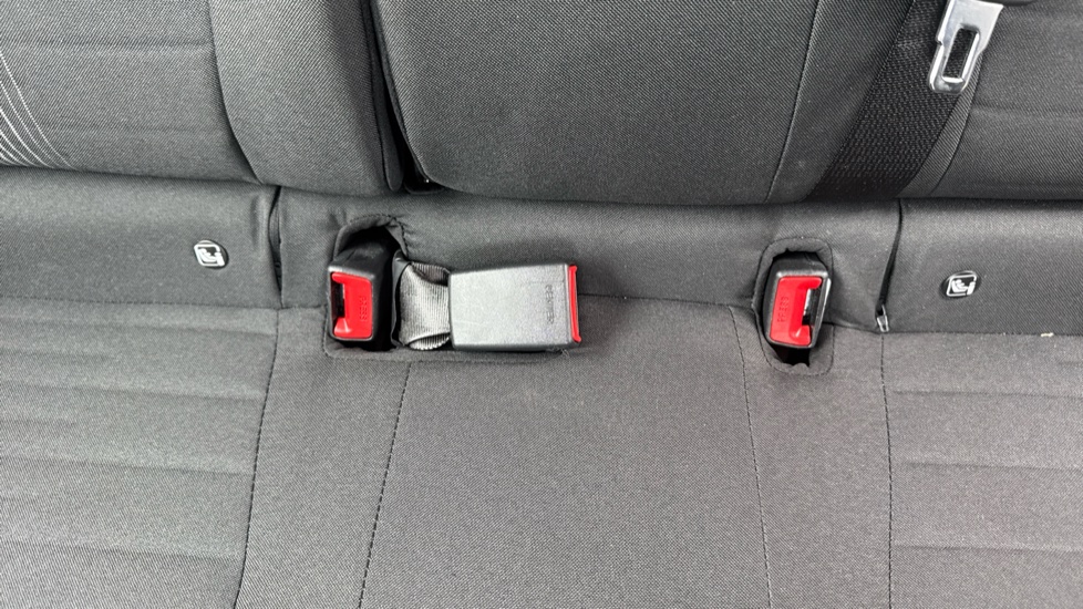 Hyundai i10 1.0 [63] Advance 5dr [Nav] Petrol Hatchback - Image 17