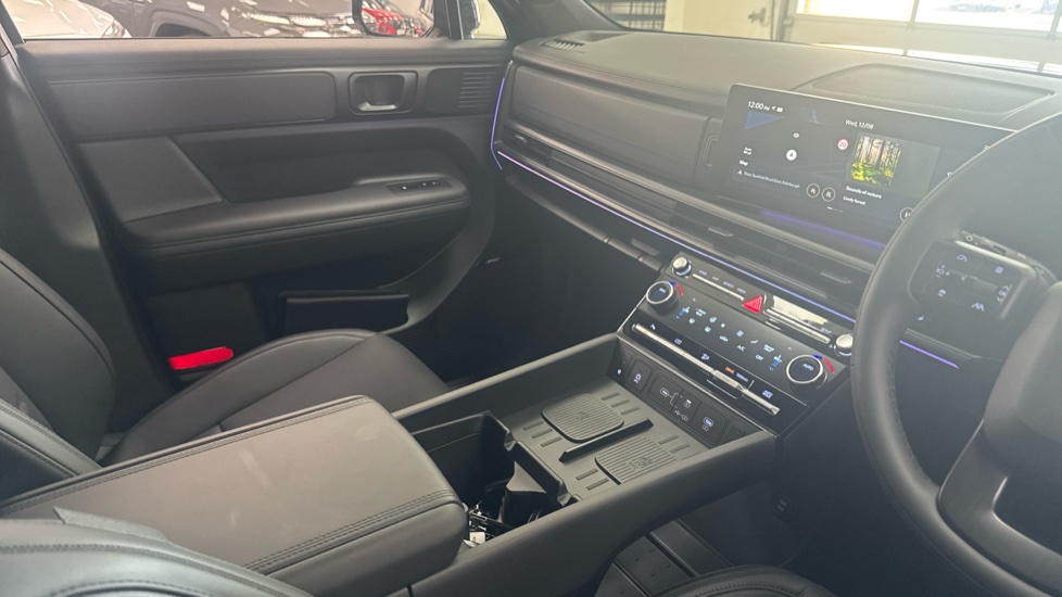Hyundai SANTA FE 1.6 TGDi 239 Hybrid Calligraphy 5dr 4WD Auto Hybrid Estate - Image 14
