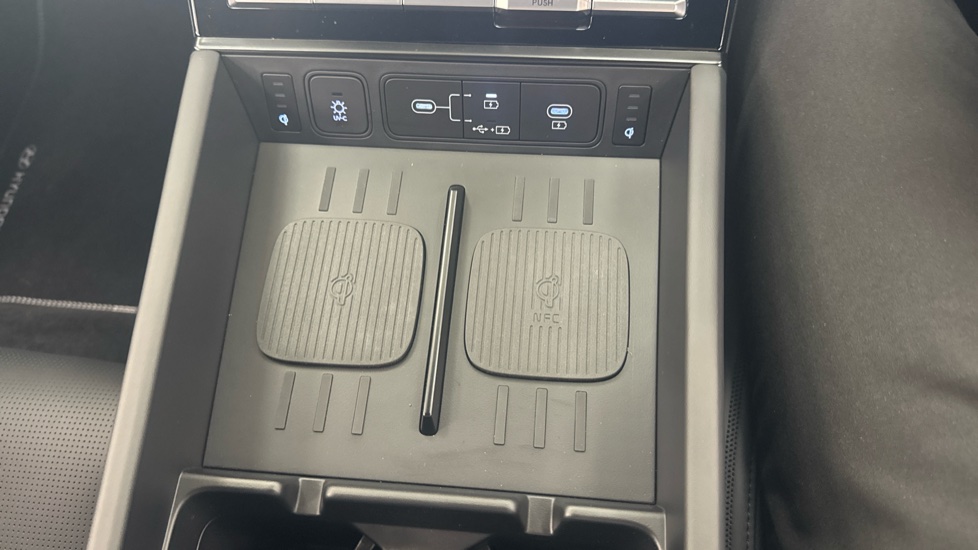 Hyundai SANTA FE 1.6 TGDi 239 Hybrid Calligraphy 5dr 4WD Auto Hybrid Estate - Image 28