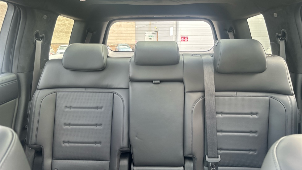 Hyundai SANTA FE 1.6 TGDi 239 Hybrid Calligraphy 5dr 4WD Auto Hybrid Estate - Image 15