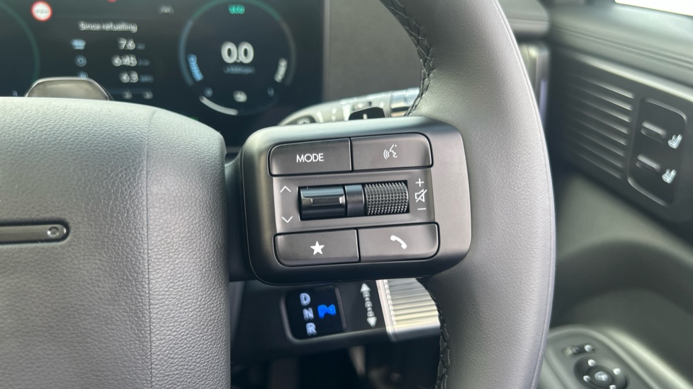 Hyundai SANTA FE 1.6 TGDi 239 Hybrid Calligraphy 5dr 4WD Auto Hybrid Estate - Image 22