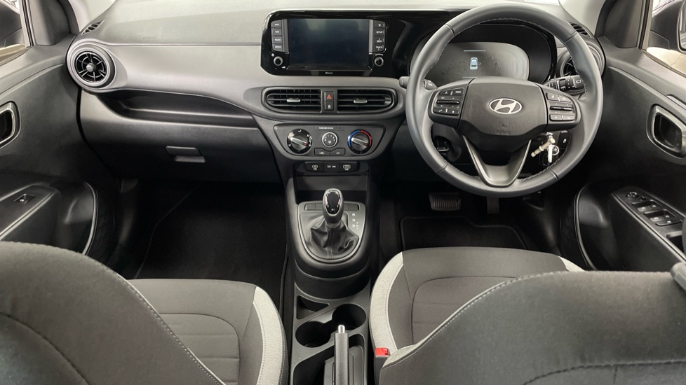 Hyundai i10 1.0 [63] Advance 5dr Auto [Nav] Petrol Hatchback - Image 10