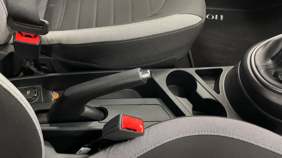 Hyundai i10 1.0 [63] Advance 5dr Auto [Nav] Petrol Hatchback - Image 30