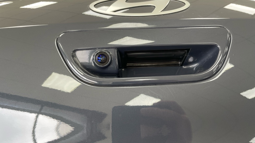 Hyundai i10 1.0 [63] Advance 5dr Auto [Nav] Petrol Hatchback - Image 44