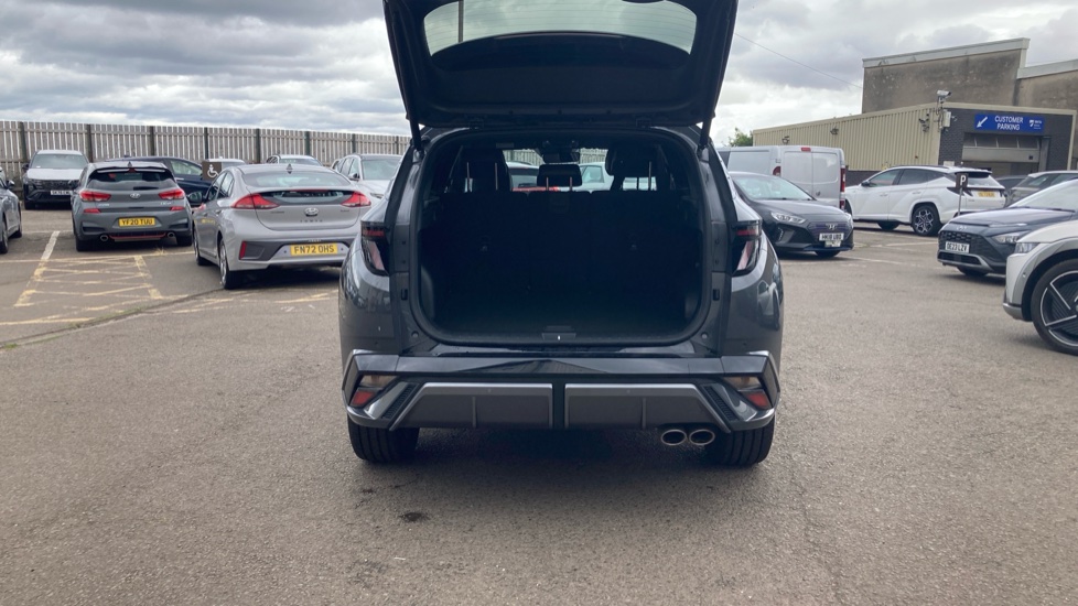 Hyundai TUCSON 1.6T 48V MHD N Line 5dr DCT Petrol Estate - Image 4