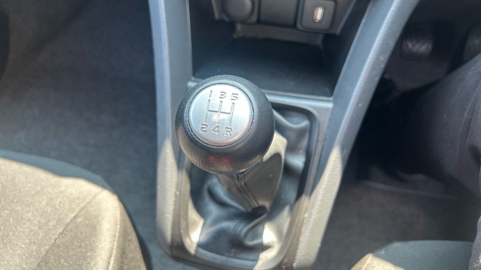 Suzuki Celerio 1.0 SZ2 5dr Petrol Hatchback - Image 29