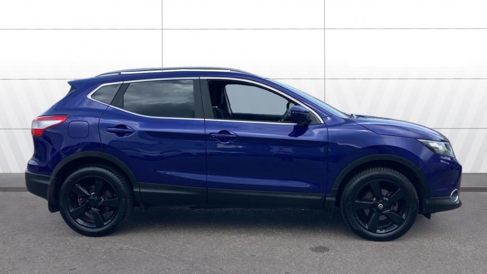 Nissan Qashqai 1.6 dCi N-Connecta 5dr Diesel Hatchback - Image 5