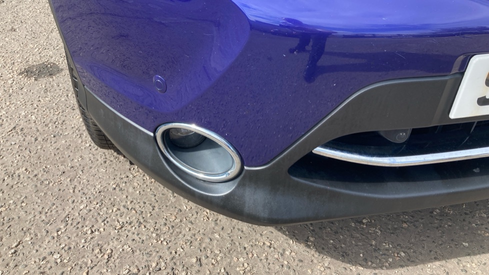 Nissan Qashqai 1.6 dCi N-Connecta 5dr Diesel Hatchback - Image 34