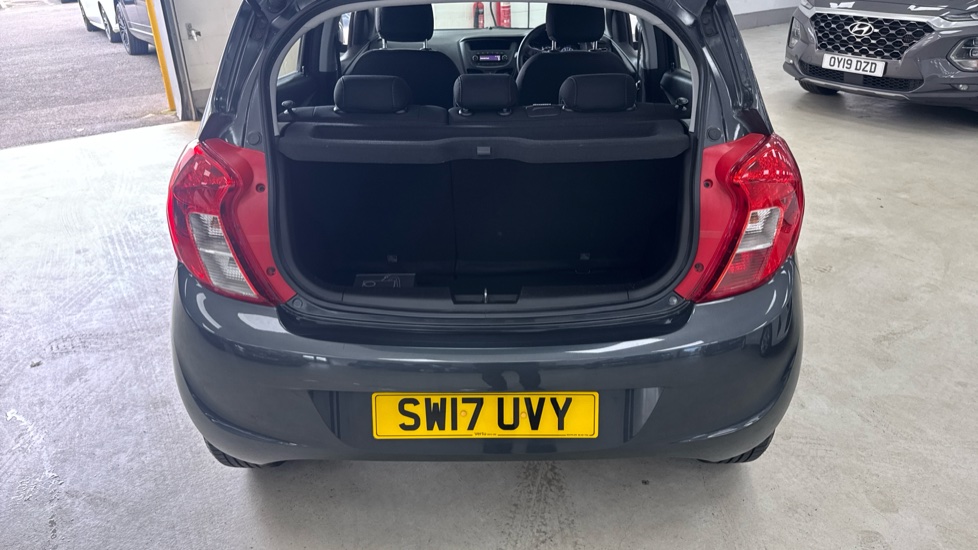 Vauxhall Viva 1.0 SE 5dr Petrol Hatchback - Image 4