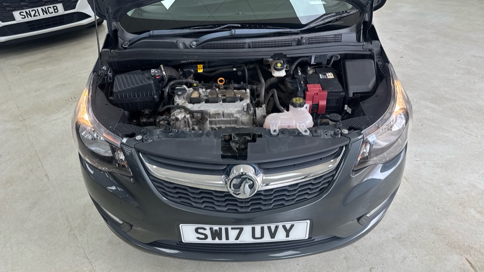 Vauxhall Viva 1.0 SE 5dr Petrol Hatchback - Image 8