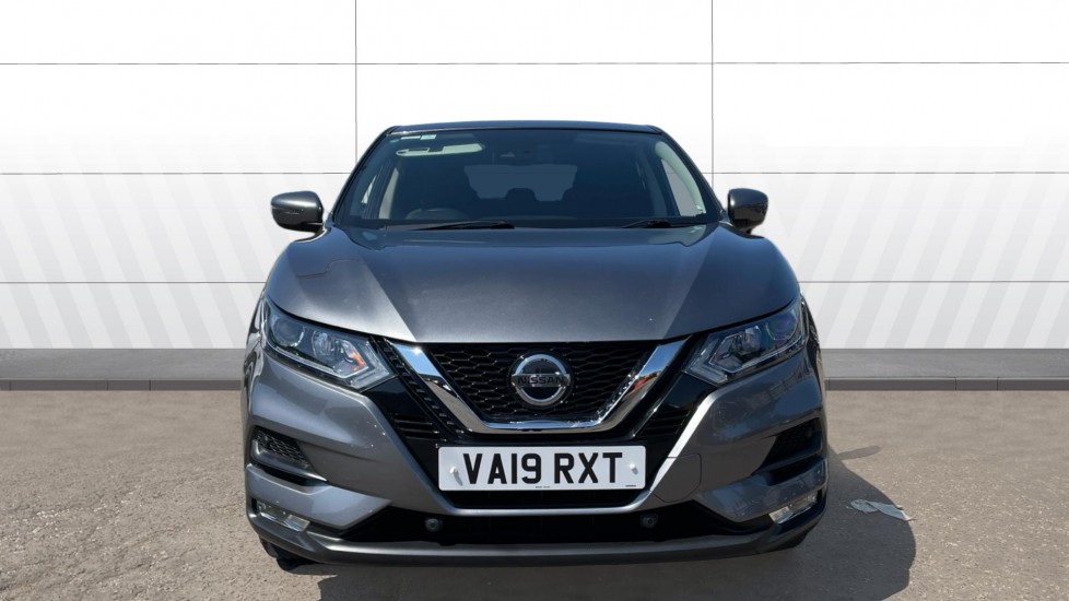 Nissan Qashqai 1.3 DiG-T Acenta Premium 5dr Petrol Hatchback - Image 3