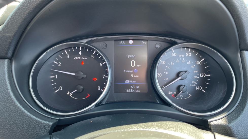 Nissan Qashqai 1.3 DiG-T Acenta Premium 5dr Petrol Hatchback - Image 18