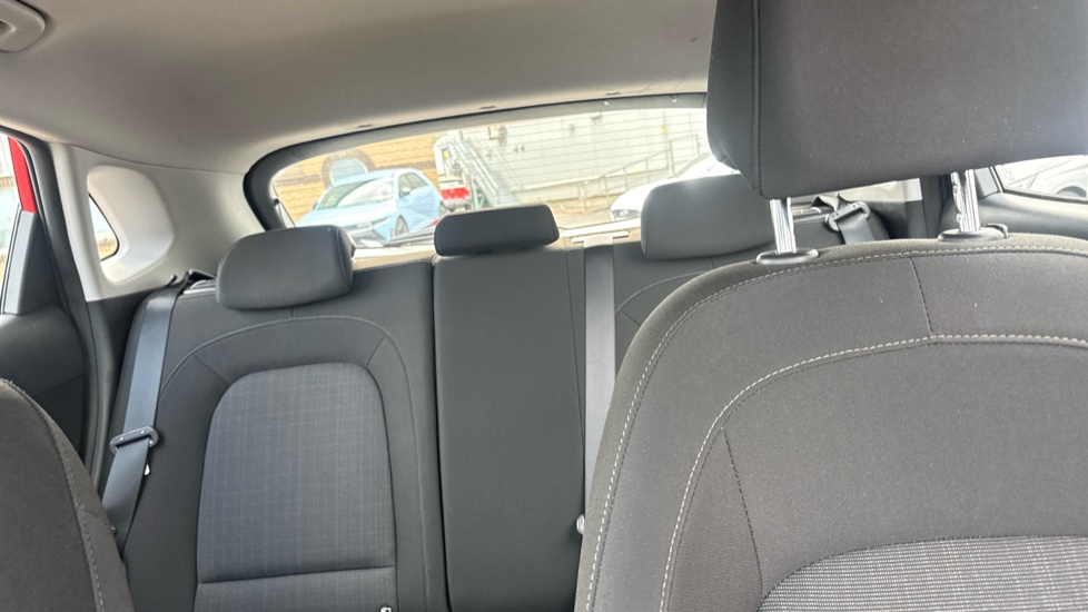 Hyundai KONA 1.0 TGDi 48V MHEV SE Connect 5dr Petrol Hatchback - Image 15
