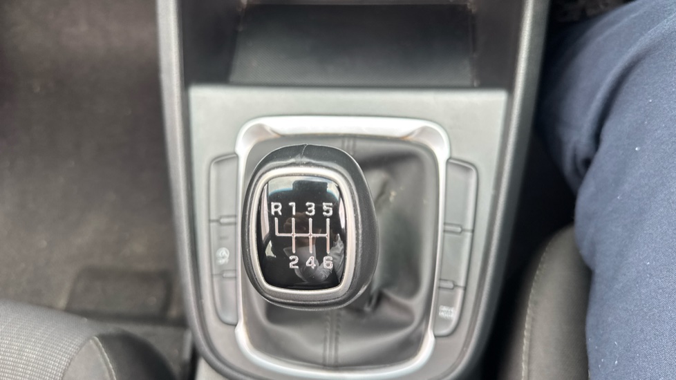 Hyundai KONA 1.0 TGDi 48V MHEV SE Connect 5dr Petrol Hatchback - Image 34