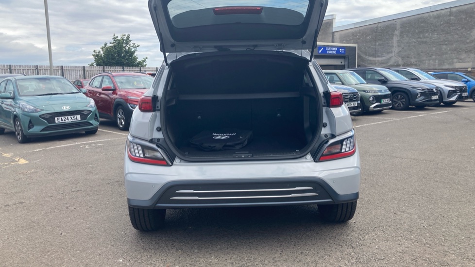 Hyundai KONA 150kW Premium 64kWh 5dr Auto Electric Hatchback - Image 4