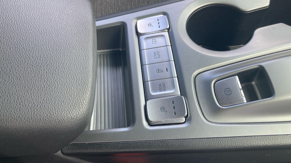 Hyundai KONA 150kW Premium 64kWh 5dr Auto Electric Hatchback - Image 35