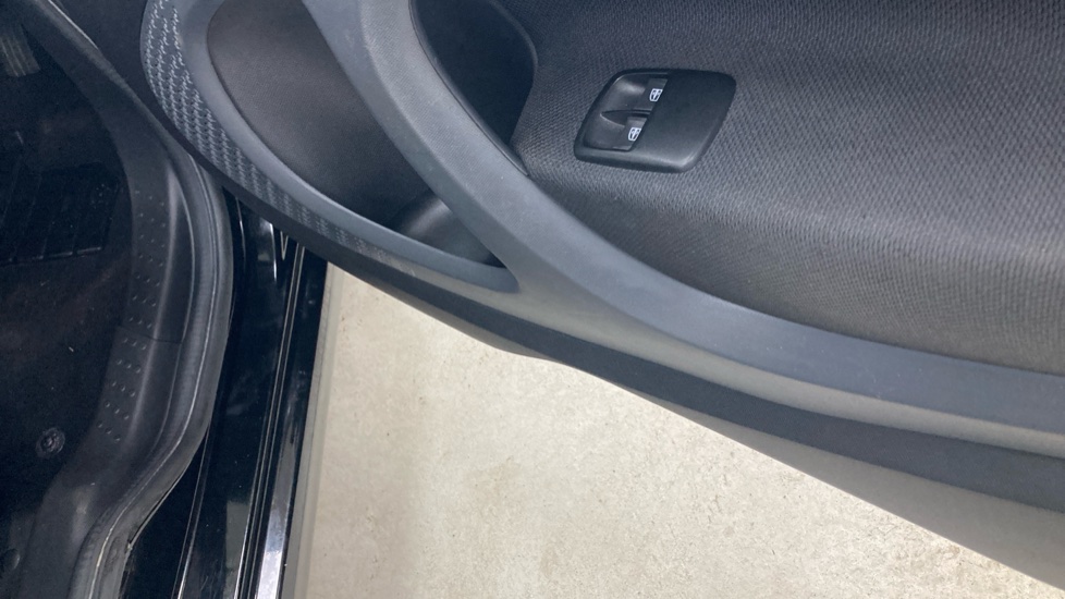 smart fortwo coupe 1.0 Prime 2dr Petrol Coupe - Image 29