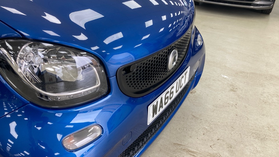 smart fortwo coupe 1.0 Prime 2dr Petrol Coupe - Image 40