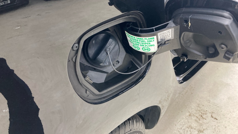 smart fortwo coupe 1.0 Prime 2dr Petrol Coupe - Image 42