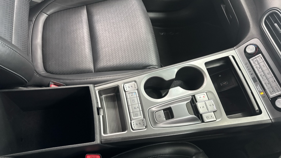 Hyundai KONA 150kW Premium SE 64kWh 5dr Auto Electric Hatchback - Image 33
