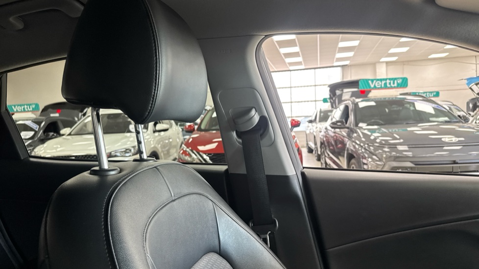 Hyundai KONA 150kW Premium SE 64kWh 5dr Auto Electric Hatchback - Image 35