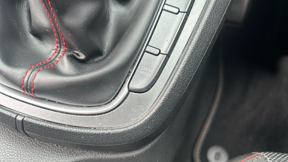 Hyundai KONA 1.0 TGDi 48V MHEV N Line 5dr Petrol Hatchback - Image 39