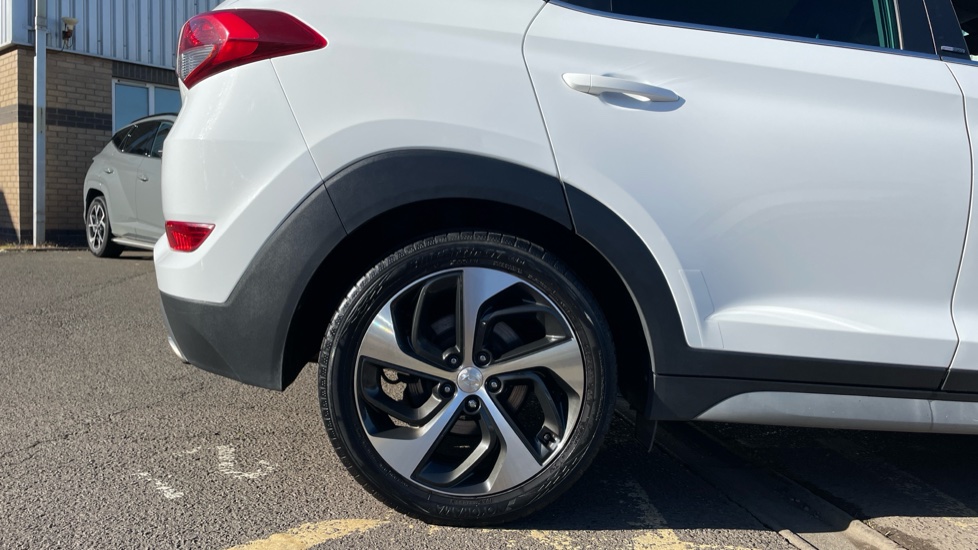 Hyundai TUCSON 1.6 TGDi Sport Edition 5dr 2WD Petrol Estate - Image 7