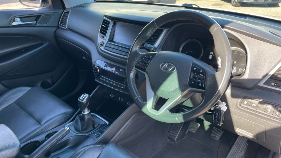Hyundai TUCSON 1.6 TGDi Sport Edition 5dr 2WD Petrol Estate - Image 11